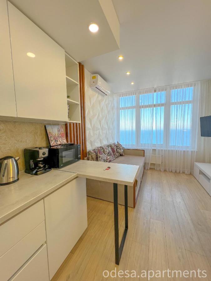 Sea View Sky 15 Apartments 오데사 외부 사진