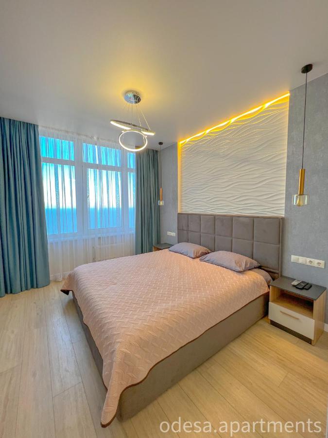 Sea View Sky 15 Apartments 오데사 외부 사진